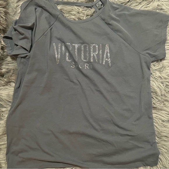 Victoria’s Secret Sport Gray Tee - Picture 1 of 4